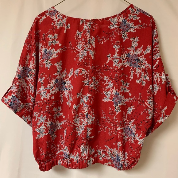 Anthro Staring At Stars Crop Top Red Floral - Picture 5 of 6